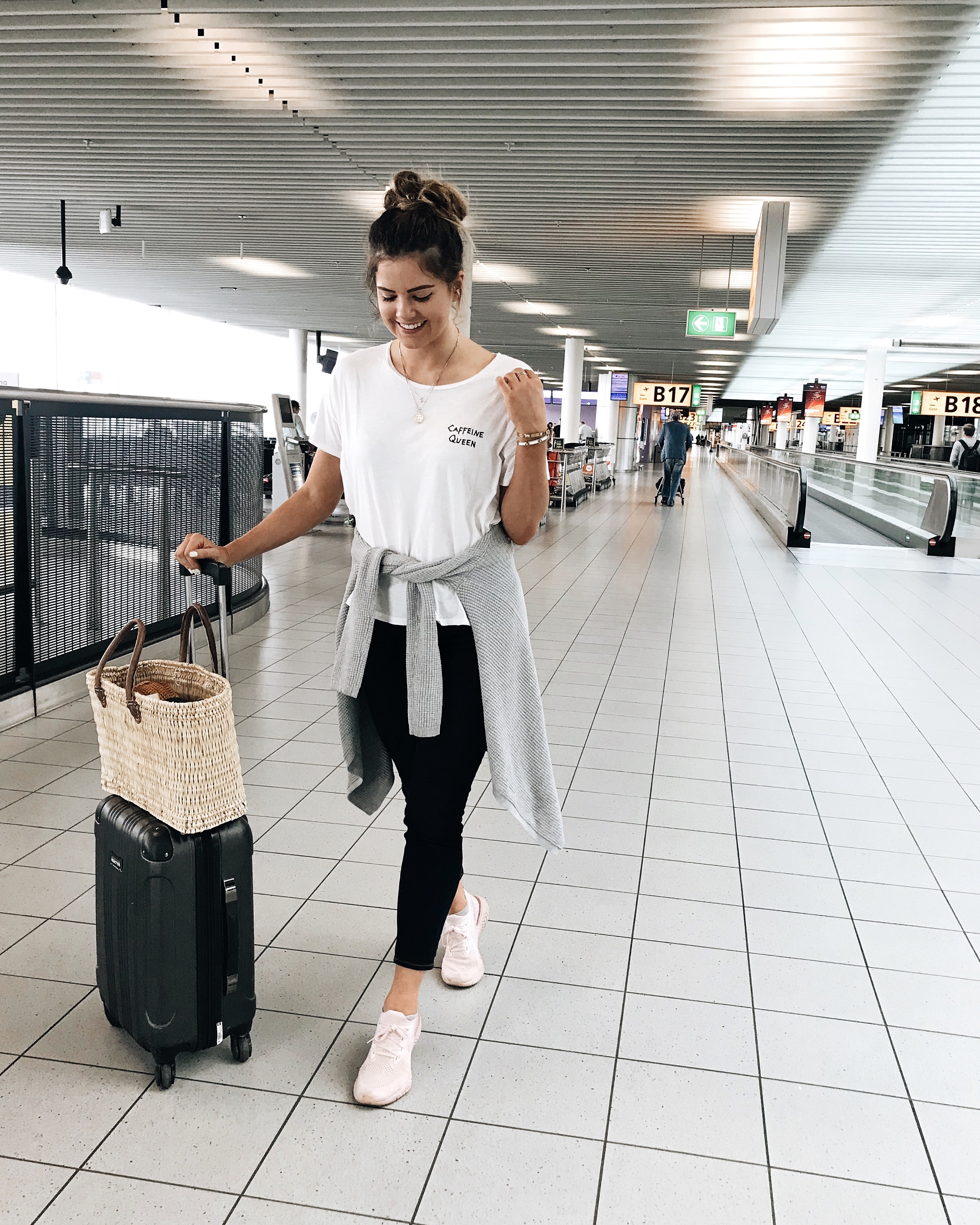 Real Girl Travel Outfit Ideas